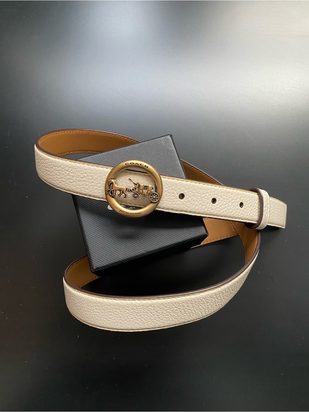 Coach Cream Pebbled Leather Belt with Gold Horse & Carriage Buckle